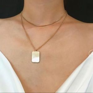 Simple and unique multilayer necklace